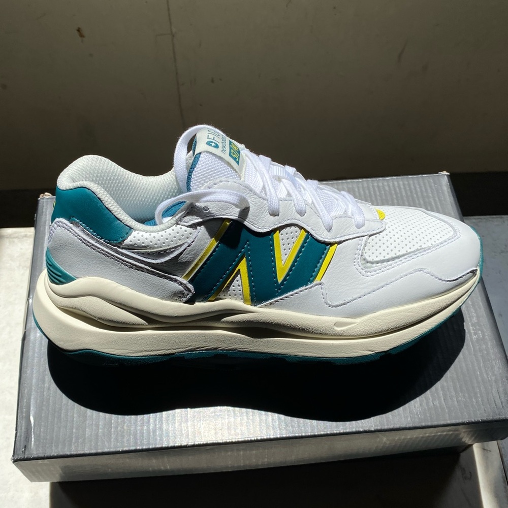NWOT New Balance 5740 White and Green Sneakers with Yellow Accents